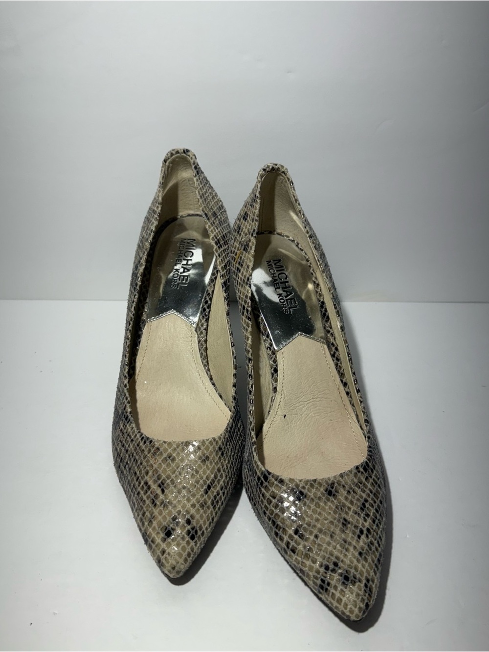 😍 Michael Kors Beige Snake-Print Pointed Toe Pumps heels